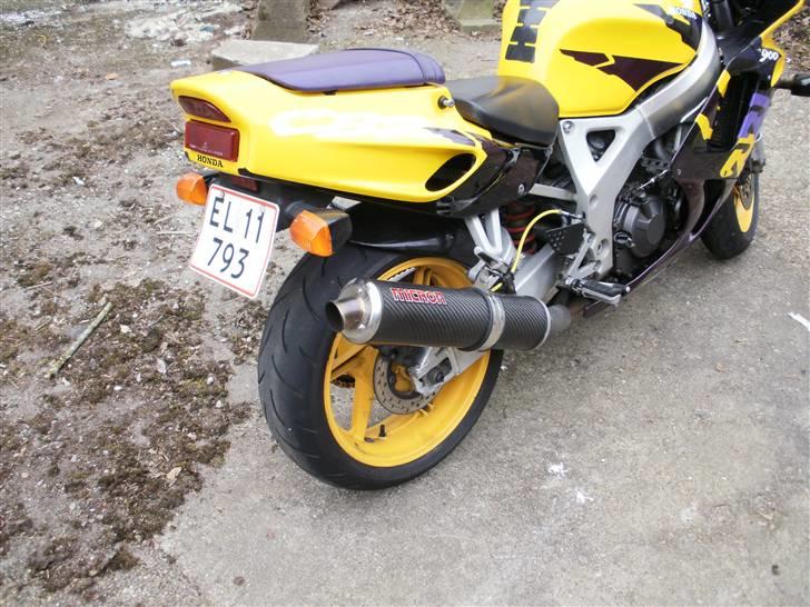 Honda cbr 900 rr sc28 solgt billede 5