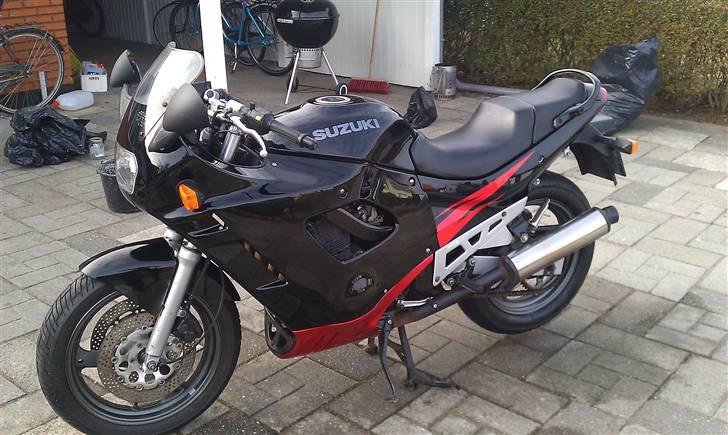 Suzuki GSX600F (totalskadet) billede 1
