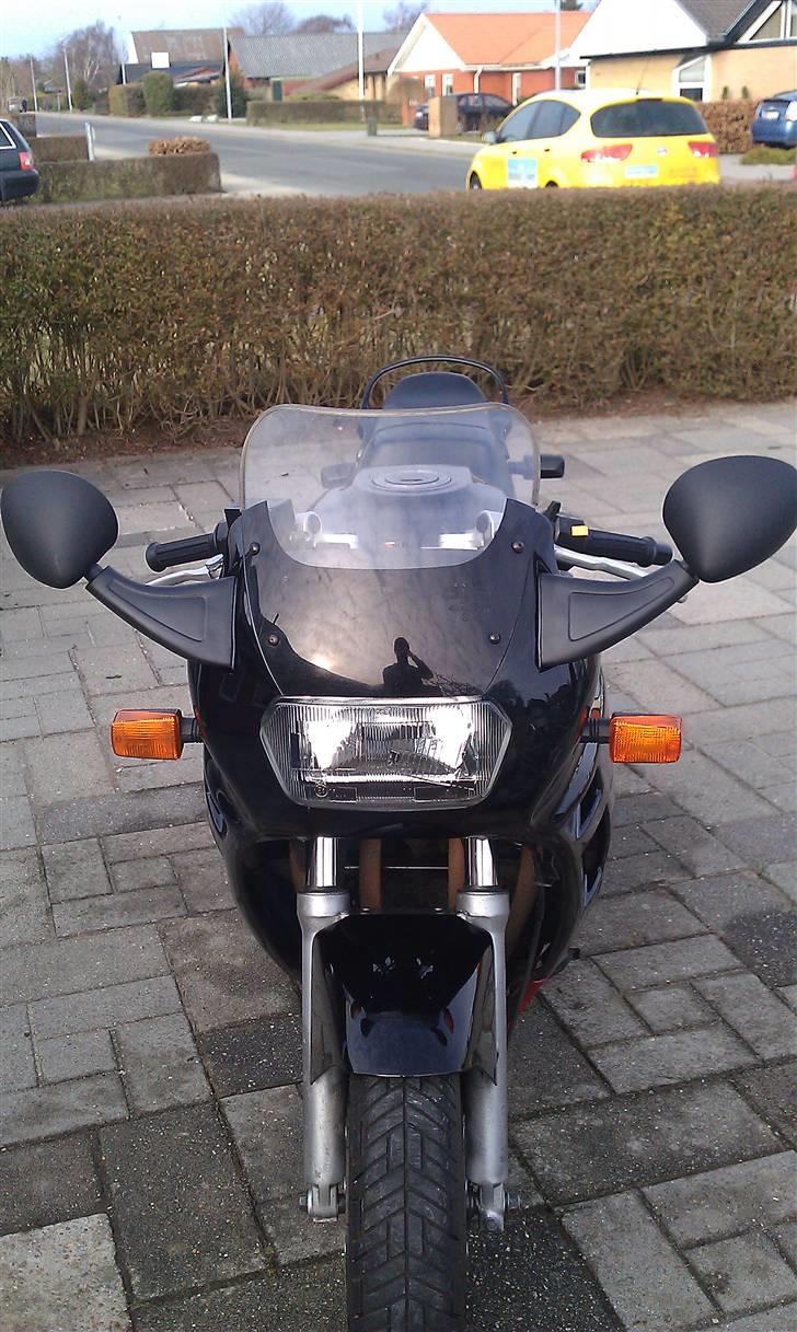 Suzuki GSX600F (totalskadet) billede 11