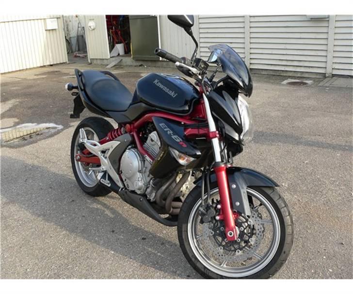 Kawasaki ER6N billede 2