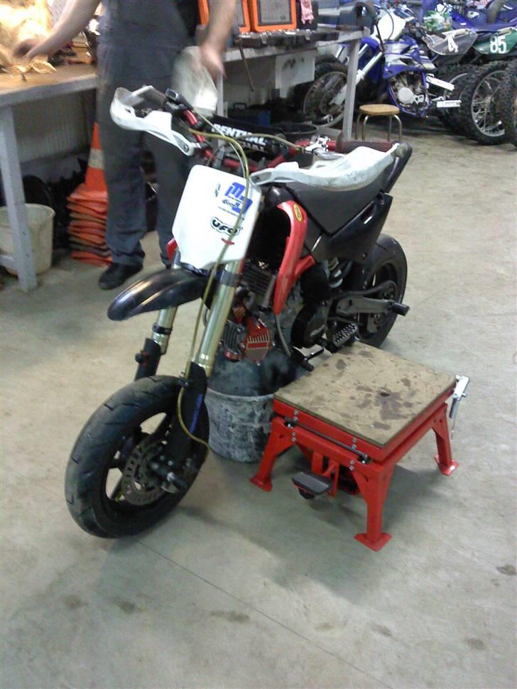 Kawasaki klx110 replica minimotard billede 6