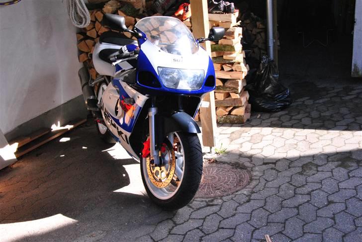 Suzuki GSXR 600 -TILSALG- billede 1