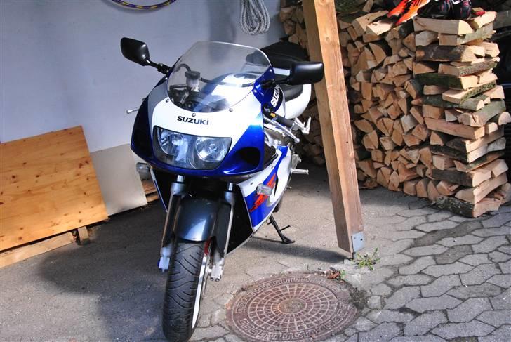 Suzuki GSXR 600 -TILSALG- billede 2