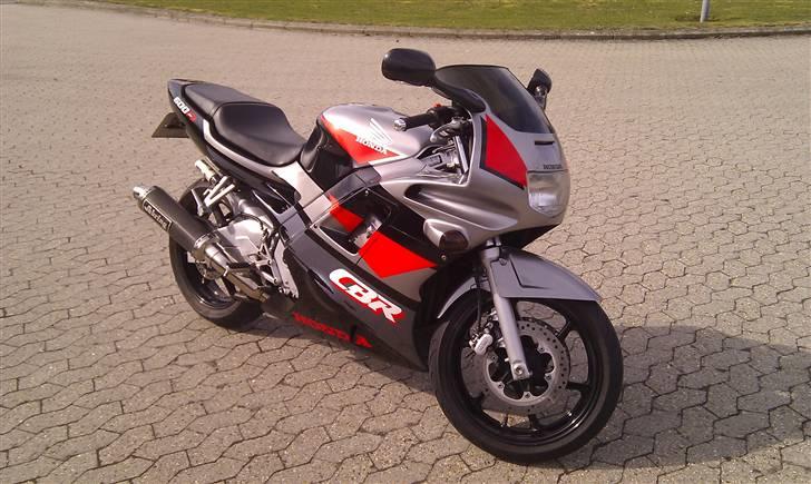 Honda CBR 600 F2 billede 1
