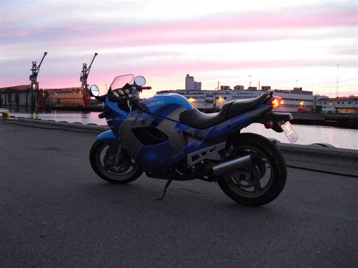 Suzuki gsx 600 f SOLGT - Farven 2011 billede 6