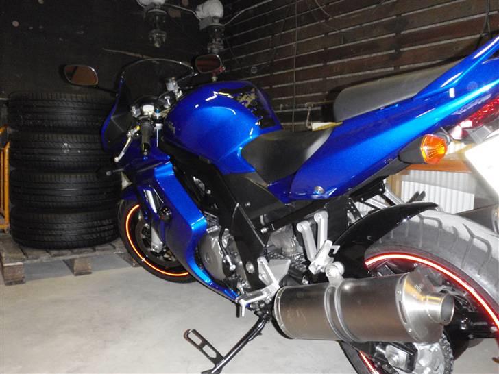 Suzuki SV1000S K7 billede 5