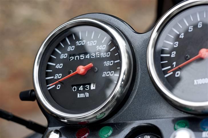 Suzuki Gs 500 F SOLGT billede 4