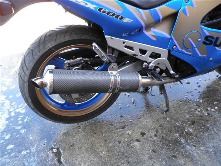 Suzuki GSX600F billede 8