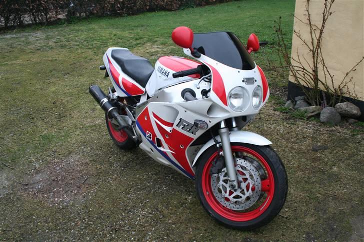 Yamaha FZR 1000 billede 7