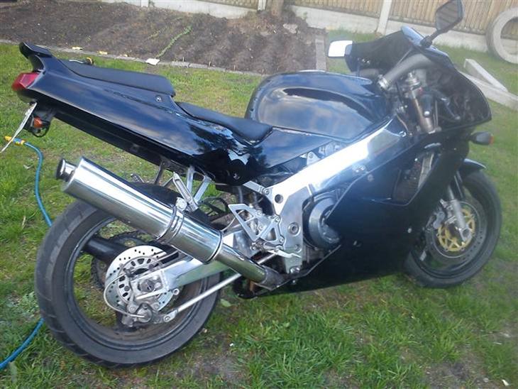 Kawasaki zxr 750 billede 1