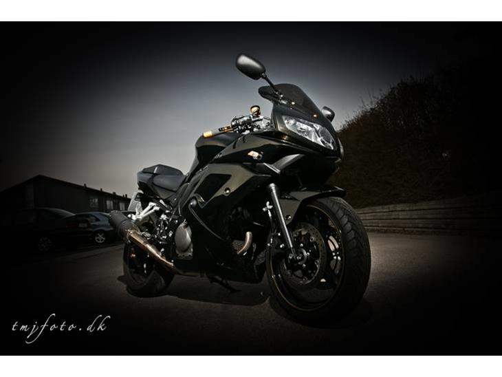 {{currentPhoto.altText}} billede {{currentPhoto.number}}