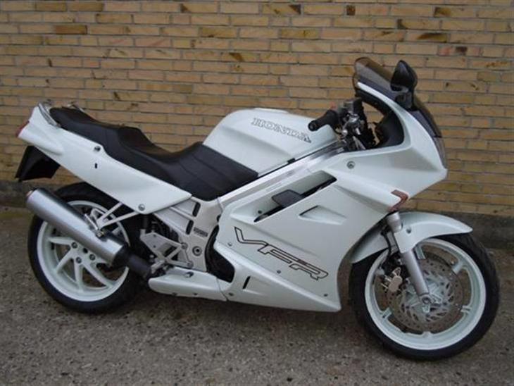 Honda VFR 750 F - før billede 1