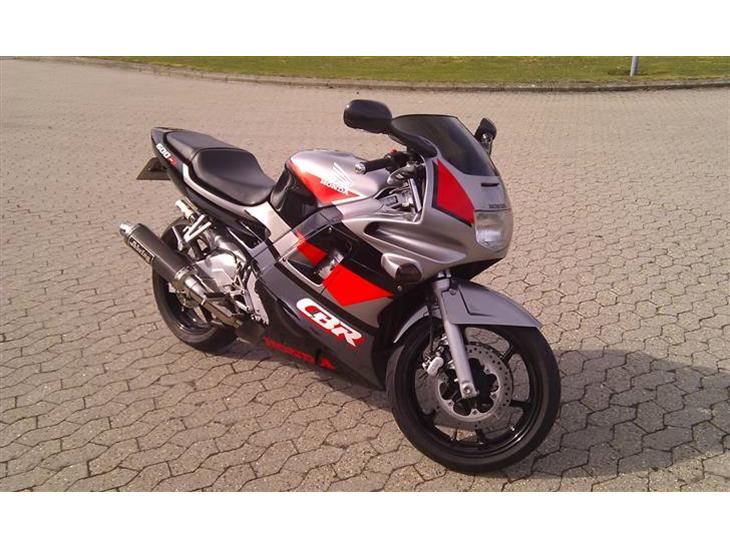 Honda CBR 600 F2 1993 Kun 21.000 på uret. Det blive...