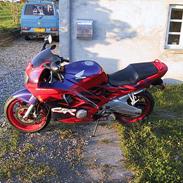 Honda CBR 600 F2