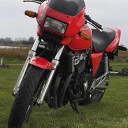 Honda CB400 SF-R
