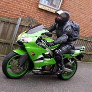Kawasaki zx-6r 636