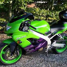 Kawasaki zx9r ninja