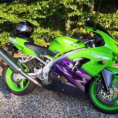 Kawasaki zx9r ninja