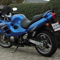 Suzuki GSX 600 F