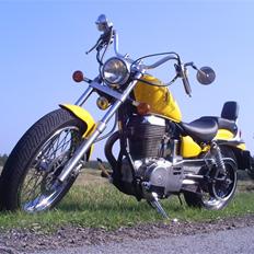 Suzuki Savage LS 650 