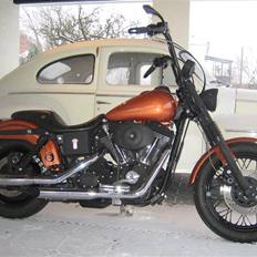 Harley Davidson                    SOLGT