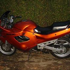 Suzuki GSX 750 F