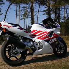 Honda CBR 600 F2