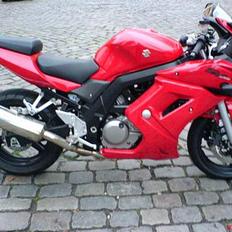 Suzuki SV 650S (slogt)