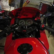 Kawasaki GPX 600R (SOLGT)