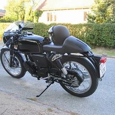 Velocette Venom thruxton