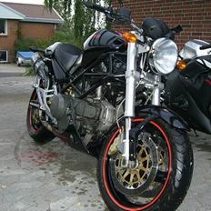 Ducati Monster 600 