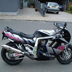 Suzuki GSXR1100R
