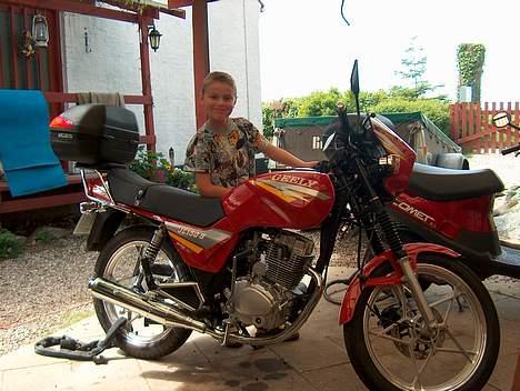 Geely grand puma billede 1