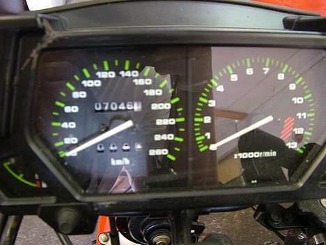 Kawasaki GPX 600R Solgt - Tja her er beviset en 95ér men kun 7000 km på klokken billede 1