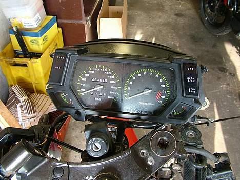Kawasaki GPX 600R Solgt - Gammle speedo billede 6