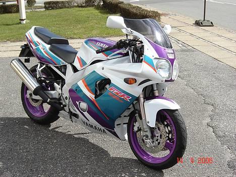 Yamaha FZR 600 R #SOLGT# billede 15