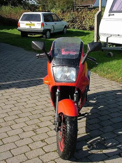 Kawasaki GPX 600R Solgt billede 8