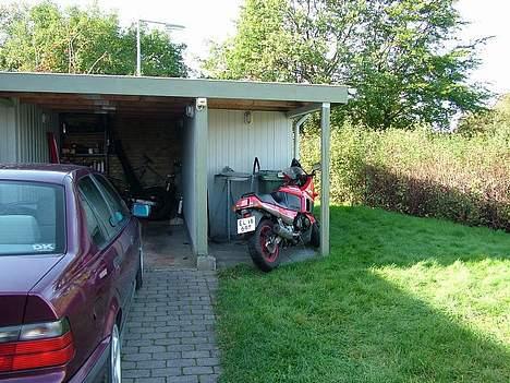 Kawasaki GPX 600R Solgt - Kan lige ane den gamles bimmer billede 11