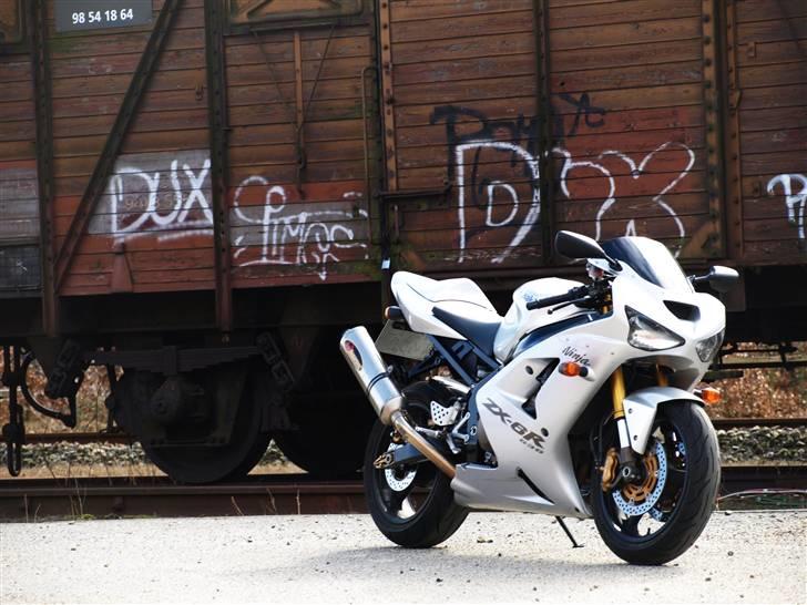 Kawasaki ZX-6 R 636 -SOLGT- billede 2