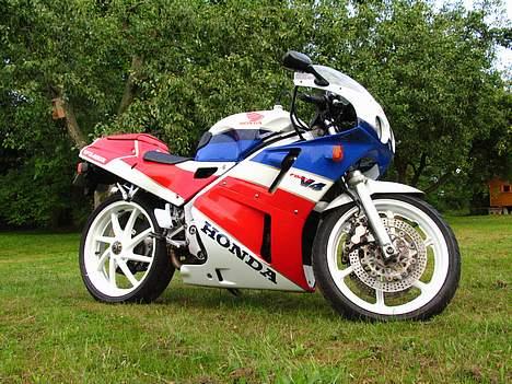 Honda VFR 400R NC30 -SOLGT- billede 7