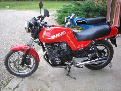 Suzuki GSX 400E Solgt billede 18