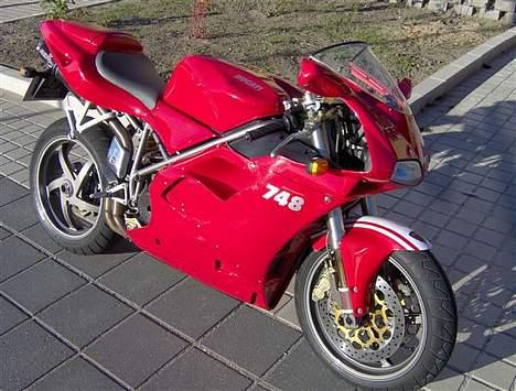 Ducati 748s solgt - 15/10/05 billede 3