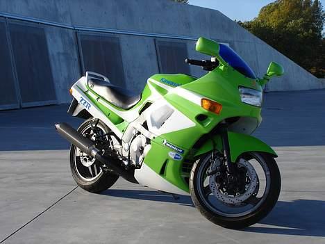 Kawasaki ZZR 600 billede 6