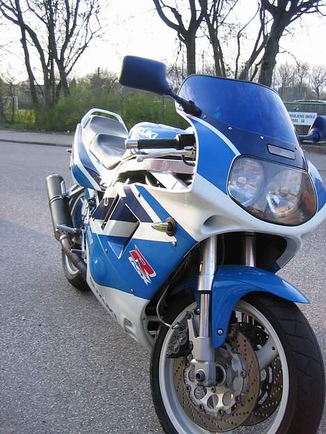 Suzuki GSX 750R billede 2
