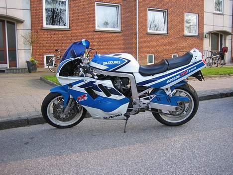 Suzuki GSX 750R billede 3