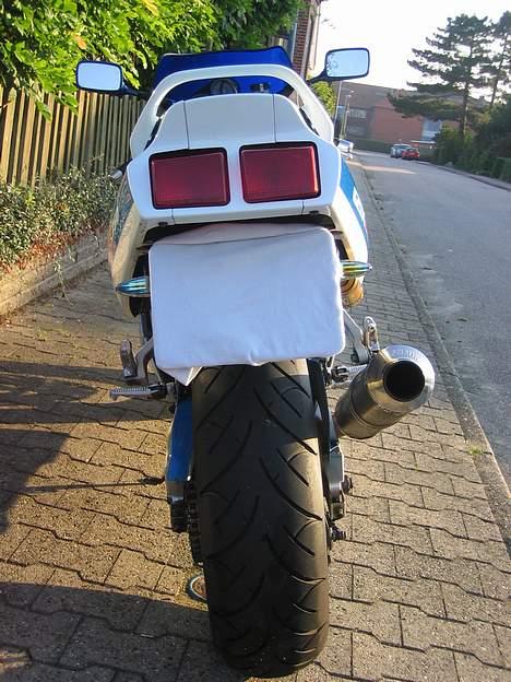 Suzuki GSX 750R billede 5