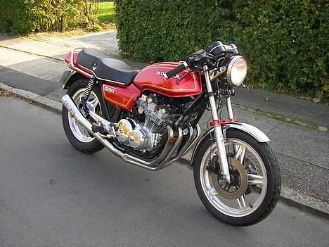 Honda 750kz four Solgt - med almendelig sadle billede 1