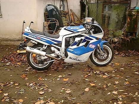 Suzuki GSX R 750 billede 1