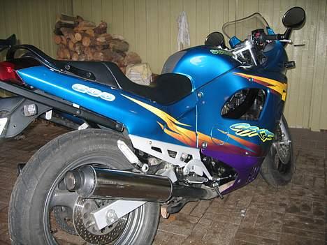 Suzuki Gsx 600 f "SOLGT" billede 8