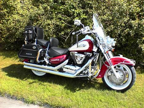 Suzuki Intruder VL1500 - 3" BigStraigts og et par Metzeler White Wall pyntede på cruiseren ! billede 6